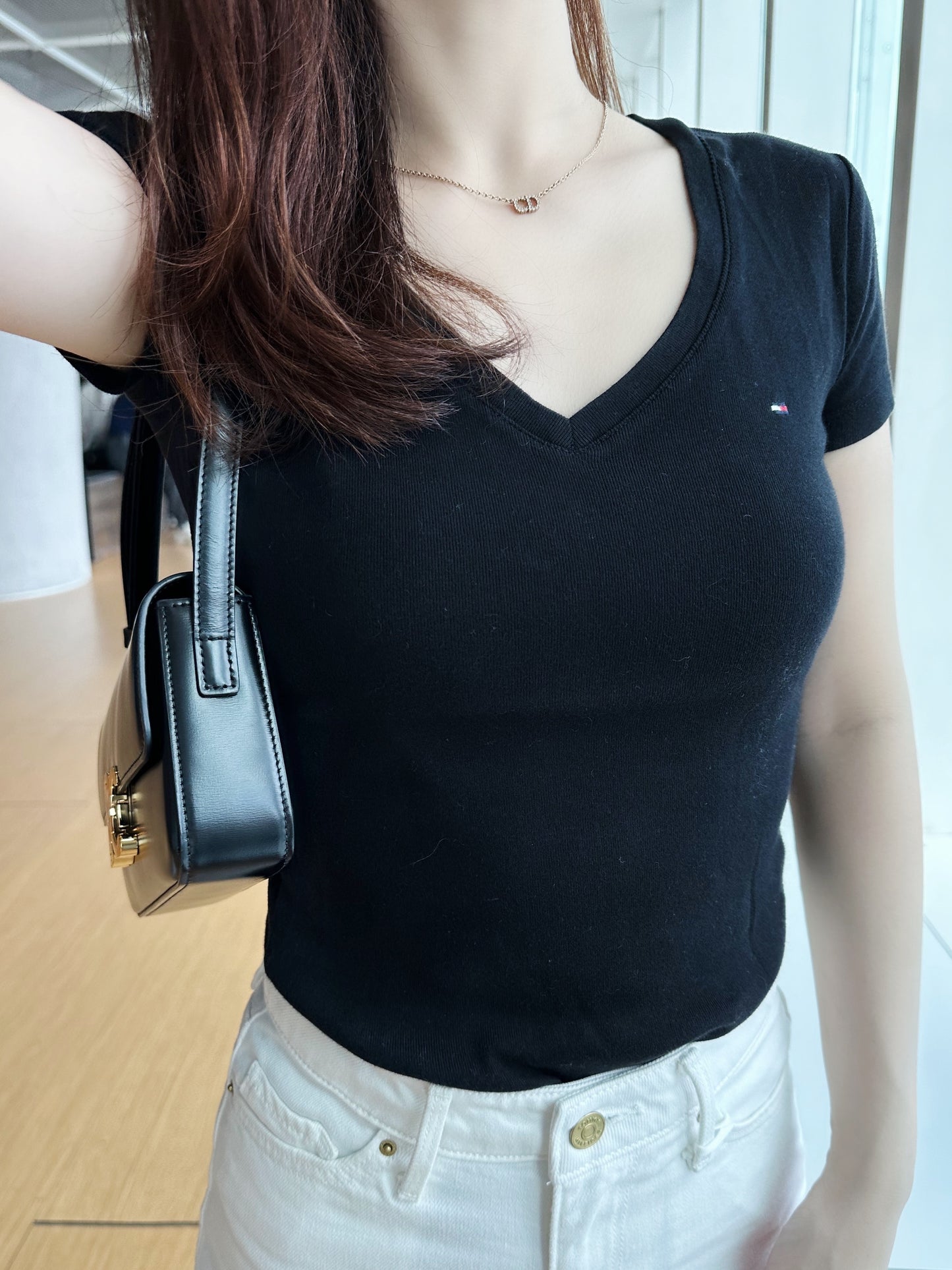 Mini Logo V-neck T-shirt