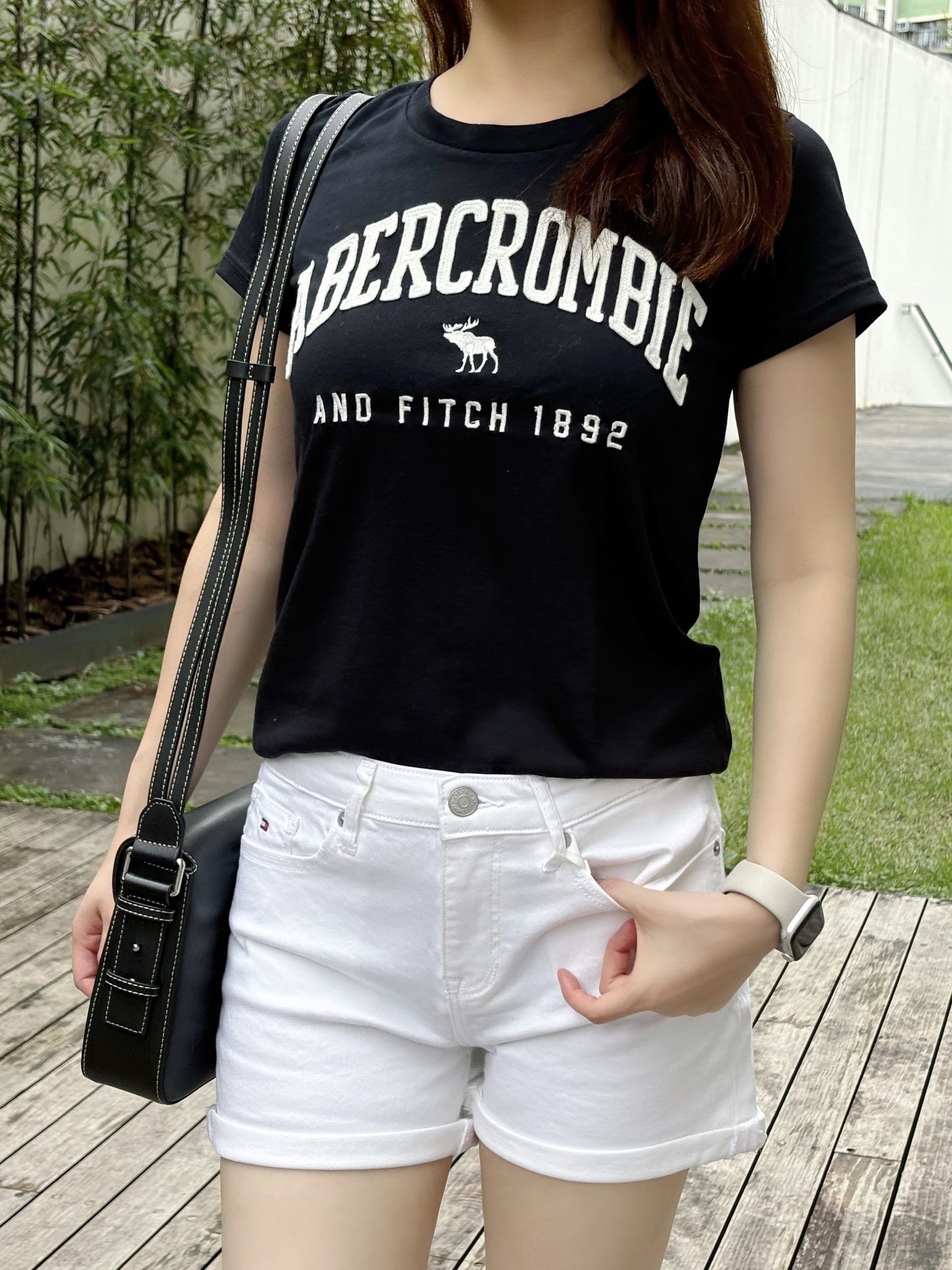 Curved Hem Icon T-shirt