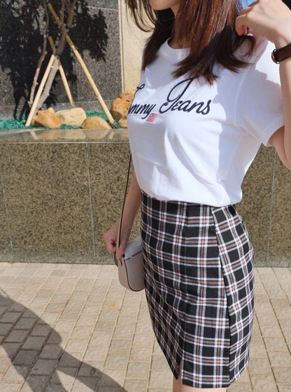 Embroidered Script T-shirt